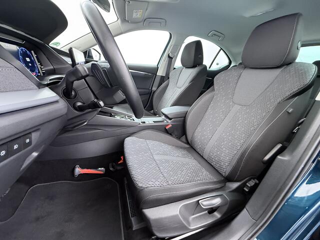 Skoda Octavia e-TSI AUT Trekhaak Adap.Cruise Camera Navi Ecc Apple Carplay Android Auto Virtual Cockpit Business Edition Plus Elek.Achterklep Stoelverwarmin