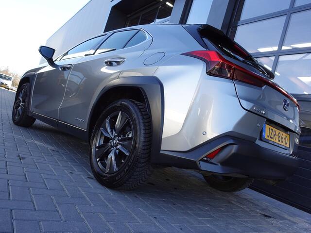 Lexus UX 250h Luxury Line Navigatie,Camera,Keyless,Leer,Stoel+stuurverwarming,PDC