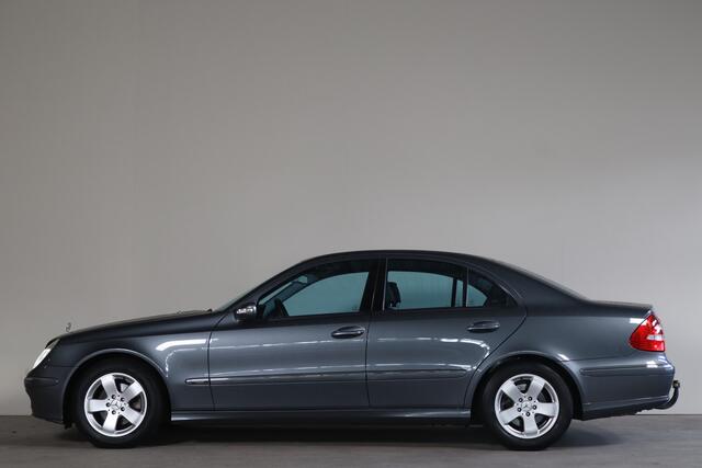 Mercedes-Benz E-Klasse 280 Avantgarde NL-Auto ZEER NETTE AUTO VOLLEDIG ONDERHOUDSVERLEDEN