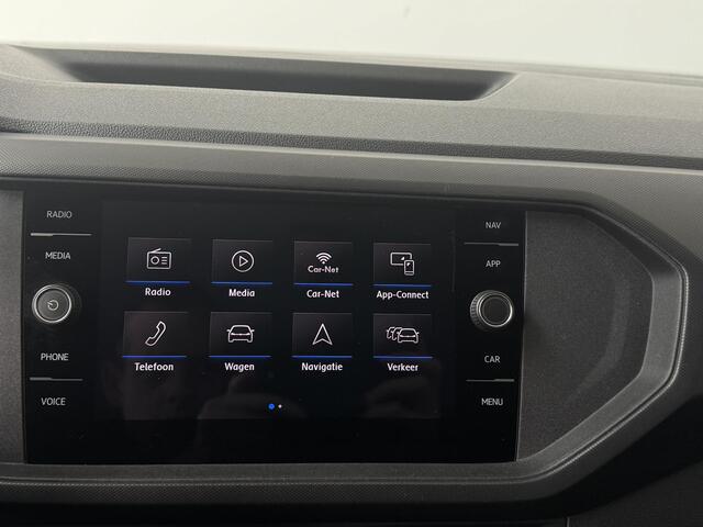 Volkswagen T-Cross 1.0 TSI Life | All-Season banden | Stoelverwarming | Navigatie | Parkeersensoren V+A |