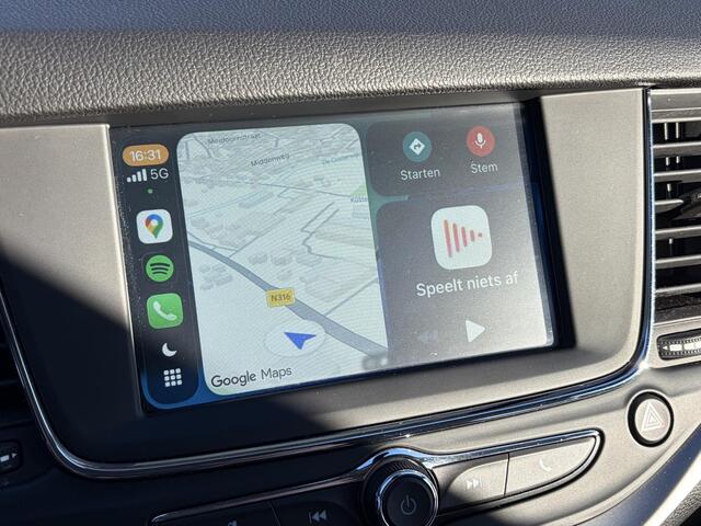 Opel Astra Sports Tourer 1.2 Business Executive Lichtmetalen velgen / Achteruitrijcamera / Navigatie /  Apple Carplay & Android Auto / All season banden / 
