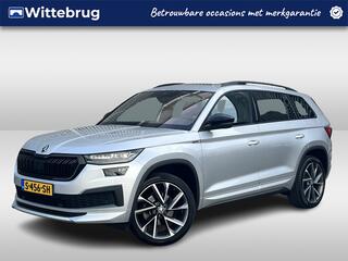 SKODA Kodiaq 1.5 TSI Sportline Business 7p. / Digitaal dashboard / Pano / Zwenkbare trekhaak / Navigatie / App connect / Camera / Memory seat / **