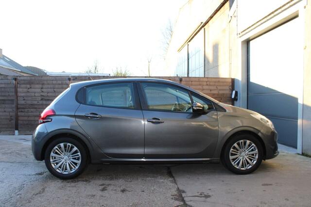 Peugeot 208 Active