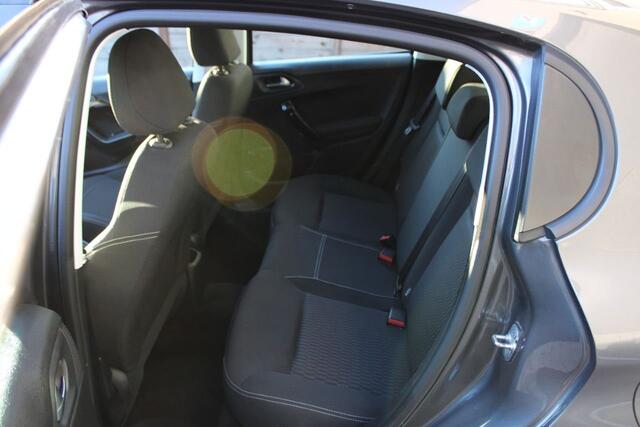 Peugeot 208 Active