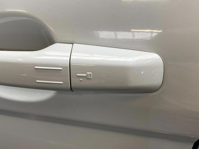 Land Rover Range ROVER EVOQUE 2.0 Si 4WD Dynamic LEER NAVI TREKH