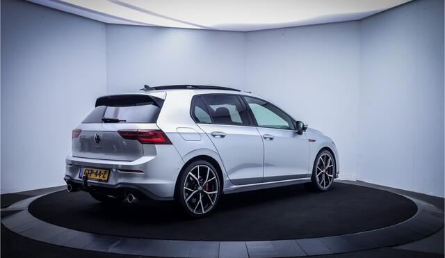 Volkswagen Golf 2.0 GTI DSG 245PK PANO | NAVI | APP CONNECT | TREKH. | STUUR+STOELVERW. | ACC | BLINDSPOT | CAMERA | LMV 18''