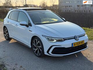 VOLKSWAGEN GOLF 1.5 eTSI R-Line Business Full option Pano/harman/stuurverwarming