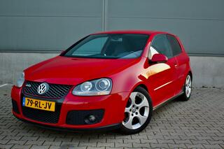 Volkswagen Golf V