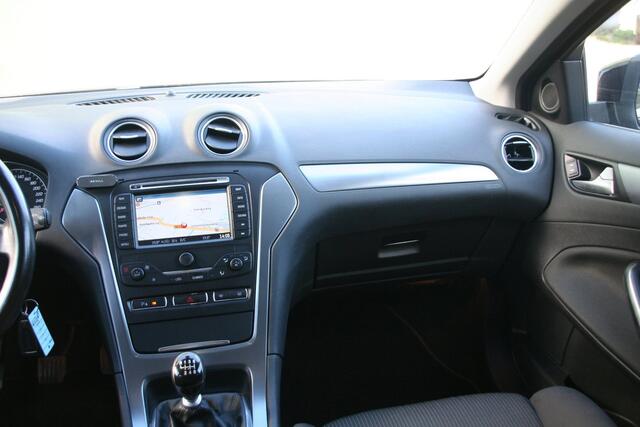 Ford Mondeo Wagon 1.6 EcoBoost Titanium, AIRCO, NAVIGATIE, TREKHAAK, APK