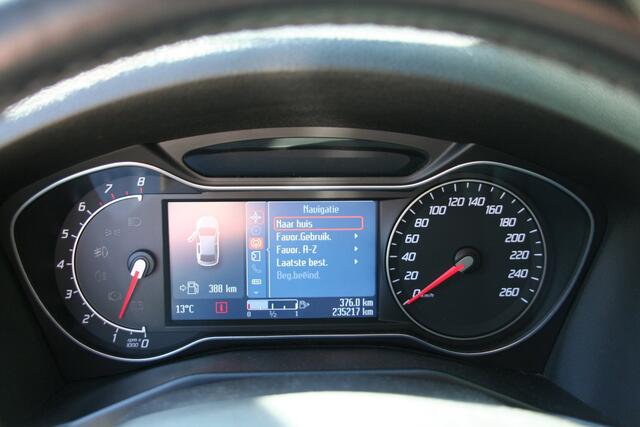 Ford Mondeo Wagon 1.6 EcoBoost Titanium, AIRCO, NAVIGATIE, TREKHAAK, APK