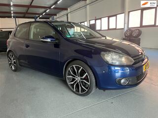 Volkswagen Golf VI