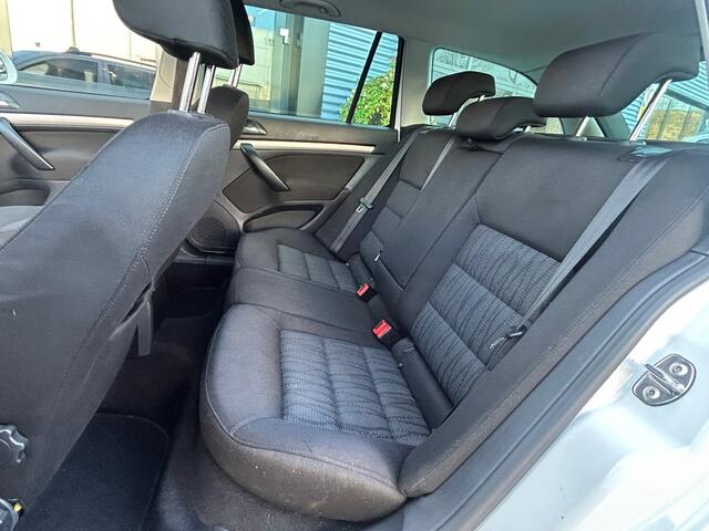 Skoda Octavia Combi 1.2 TSI Elegance Business Line Automaat|Trekhaak|Applecarplay|Airco|17Inch velgen
