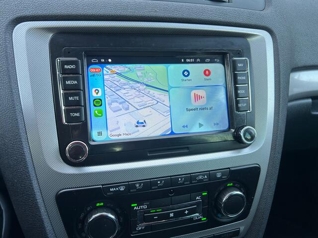 Skoda Octavia Combi 1.2 TSI Elegance Business Line Automaat|Trekhaak|Applecarplay|Airco|17Inch velgen