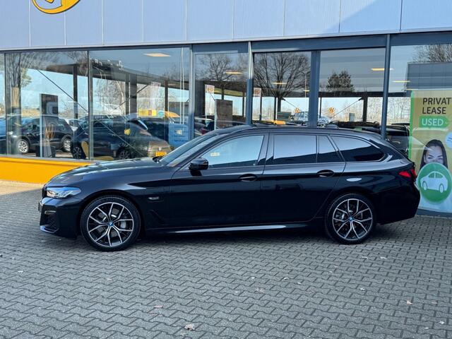 BMW 5-Serie 530e M Sport - Pan dak - Laser LED - stoel/st verwarming - electr trekhaak