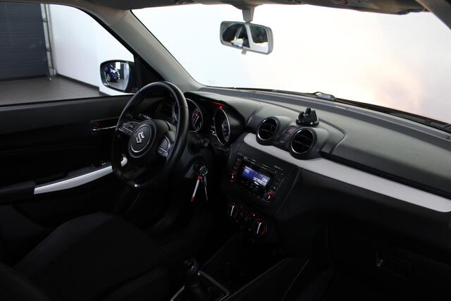 Suzuki Swift 1.2 Comfort Smart Hybrid / Airco / Bluetooth /