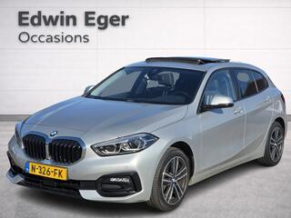 BMW 1-SERIE 118i Business Edition | Sportline | Panoramadak | M sport stuur | Sportstoelen