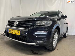 VOLKSWAGEN T-Roc 1.0 TSI Style SCHADEAUTO!!