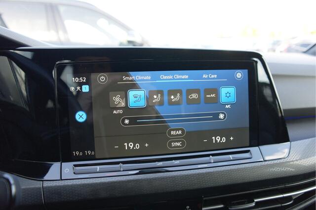 Volkswagen Golf 1.4 eHybrid GTE 245 PK | Urano Grey |  Dealer Onderhouden | Carplay | Keyless