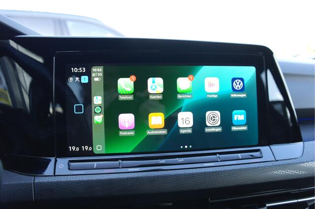 Volkswagen Golf 1.4 eHybrid GTE 245 PK | Urano Grey |  Dealer Onderhouden | Carplay | Keyless