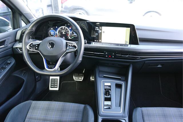 Volkswagen Golf 1.4 eHybrid GTE 245 PK | Urano Grey |  Dealer Onderhouden | Carplay | Keyless