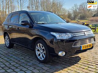 MITSUBISHI OUTLANDER 2.0 PHEV Executive Edition Automaat achteruit camera navigatie cruis control airco