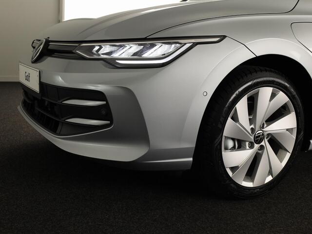 Volkswagen Golf Life Edition 1.5 eHybrid 204 PK | 17 LM velgen | Stoel & Stuurverwarming | Camera |