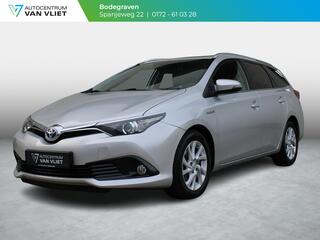 Toyota Auris Touring Sports