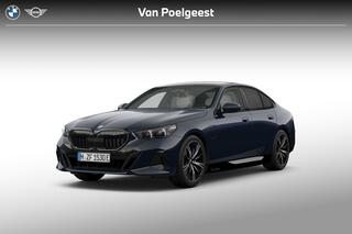BMW 5-SERIE Sedan 530e M Sport Edition | M Sportpakket Pro | Innovation Pack | Travel Pack | Comfort Pack | Trekhaak