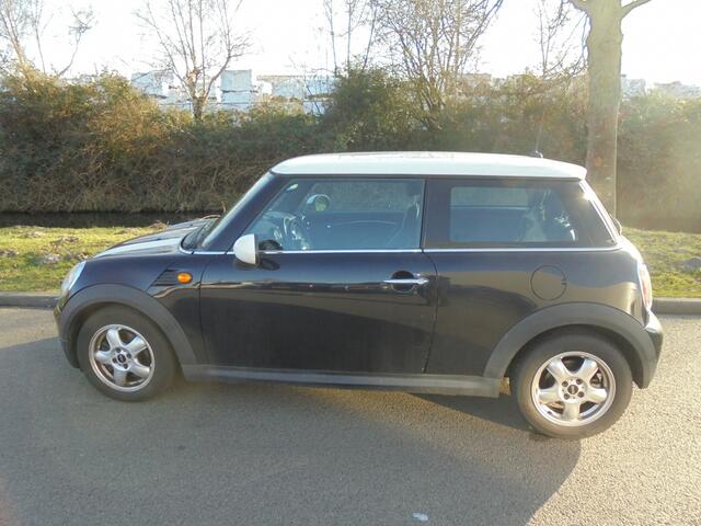 Mini Cooper Mini 1.6 Cooper/AUTOMAAT/AIRCO