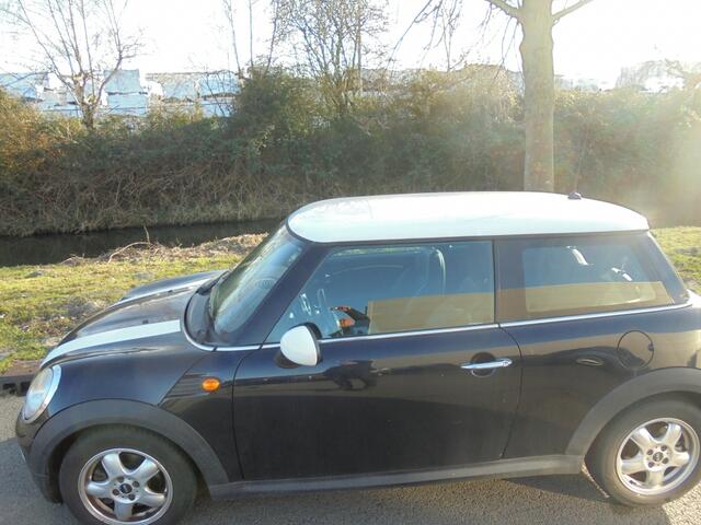 Mini Cooper Mini 1.6 Cooper/AUTOMAAT/AIRCO