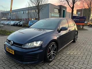 VOLKSWAGEN GOLF 2.0 TDI GTD - LED - CAMERA - NAVIGATIE !