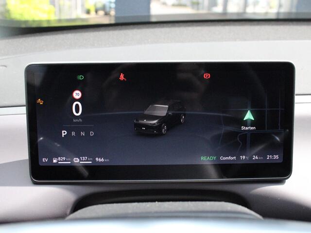 Leapmotor C10 REEV Design 28.4 kWh 215PK Automaat Navigatie, Camera 360, Lichtmetalen velgen, Elektrische Achterklep, Kunstlederen bekleding, Stoel Verwarming &
