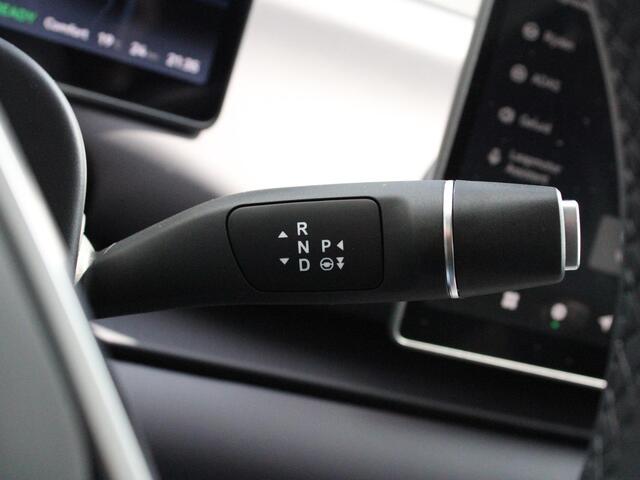 Leapmotor C10 REEV Design 28.4 kWh 215PK Automaat Navigatie, Camera 360, Lichtmetalen velgen, Elektrische Achterklep, Kunstlederen bekleding, Stoel Verwarming &
