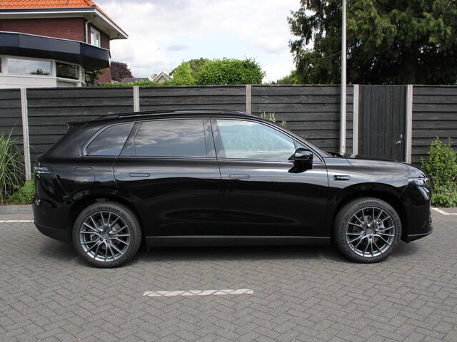 Leapmotor C10 REEV Design 28.4 kWh 215PK Automaat Navigatie, Camera 360, Lichtmetalen velgen, Elektrische Achterklep, Kunstlederen bekleding, Stoel Verwarming &