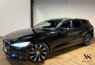 VOLVO V60 2.0 D4 Momentum PANO CAM KEYLESS