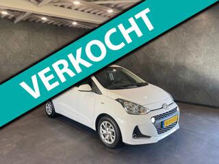 HYUNDAI I 10 1.0i Comfort CRUISE PARKEERSENSOREN NAVI