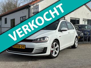 VOLKSWAGEN GOLF 2.0 TSI GTI pano zeer netjes !