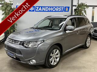 MITSUBISHI OUTLANDER 2.0 PHEV instyle // Leer // Schuifdak // Xenon Verkocht!!!