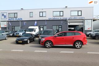 VOLVO XC60 2.0 D3 R-Design / AUTOMAAT / 12 MND GARANTIE ! ! !