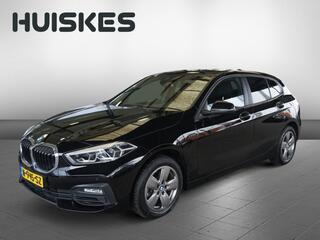 BMW 1-SERIE 116i Business Edition | Schuif-/kanteldak | Navigatie | Carplay