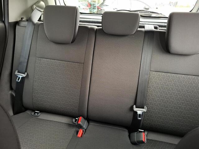 Suzuki Swift 1.2 Select Smart Hybrid | BTW   | Lage km stand | 10 jaar garantie |