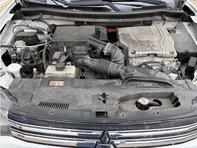 Mitsubishi Outlander 2.0 PHEV instyle+ APK T/M 4-3-2027