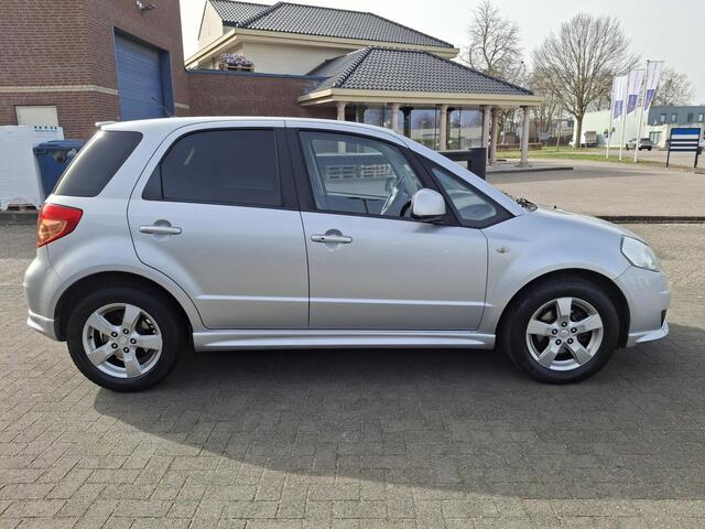 Suzuki SX4 1.6 Limited