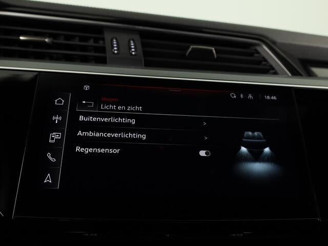 Audi Q8 e-tron 50 quattro Edition 95 kWh 340pk | SOH 96% | Lederen bekleding | | 20 inch lichtmetalen velgen | Elektrisch verstelbare voorstoelen met geheu
