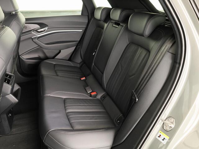 Audi Q8 e-tron 50 quattro Edition 95 kWh 340pk | SOH 96% | Lederen bekleding | | 20 inch lichtmetalen velgen | Elektrisch verstelbare voorstoelen met geheu