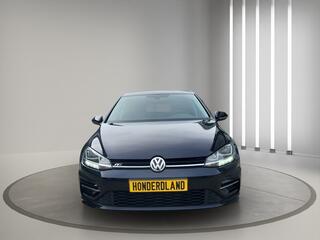 Volkswagen Golf VII