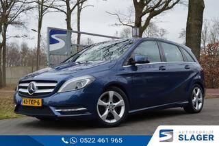 MERCEDES-BENZ B-KLASSE 180 Ambition | Xenon | Leder | Trekhaak