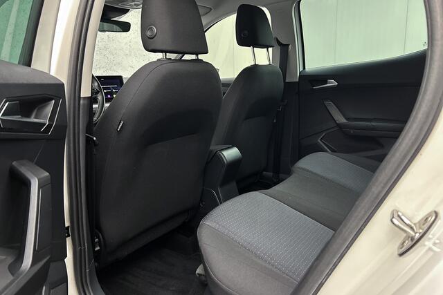 Seat Arona 1.0 TSI Style Business Intense | Virtual Cockpit | Navi Premium | Clima | Apple CarPlay | Stoelverwarming