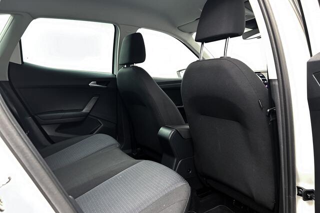 Seat Arona 1.0 TSI Style Business Intense | Virtual Cockpit | Navi Premium | Clima | Apple CarPlay | Stoelverwarming