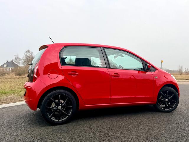Volkswagen UP 1.0 high up BlueMotion